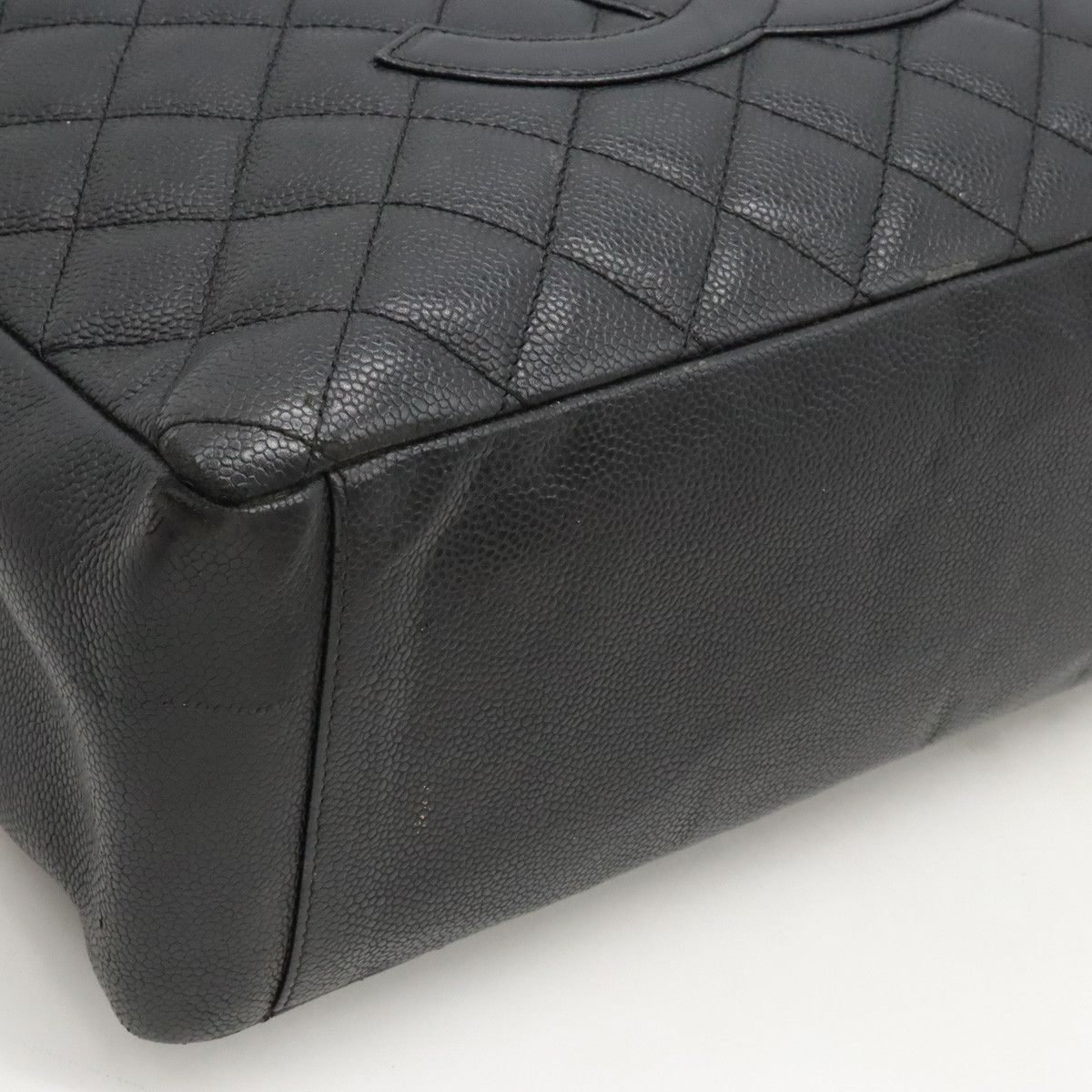 Chanel Chanel Chanel Caviar Skin Matelasse Coco Mark GST Tote Bag A50995 Leather Tote Bag A50995 in Good Condition Size ONE SIZE - 3 Thumbnail