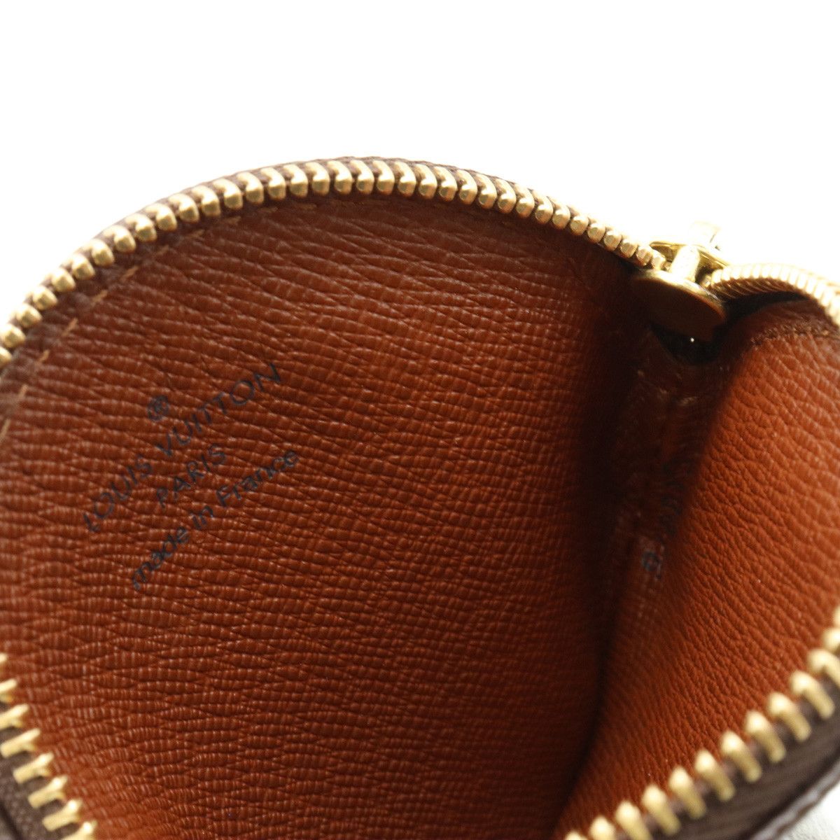 Louis Vuitton Louis Vuitton Louis Vuitton Monogram Coin Case M61926 Canvas Coin Case M61926 in Great Condition Size ONE SIZE - 5 Thumbnail