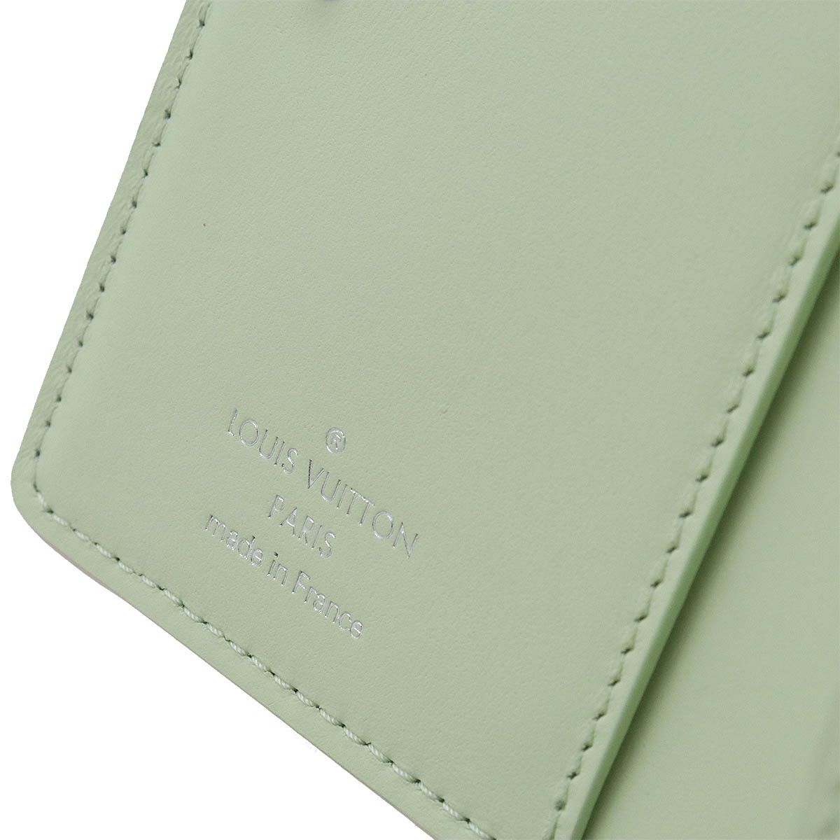 Louis Vuitton Louis Vuitton Louis Vuitton Mahina Leather Portefeuille Claire Compact Wallet M83075 Leather Short Wallet M83075 in Great Condition Size ONE SIZE - 6 Thumbnail