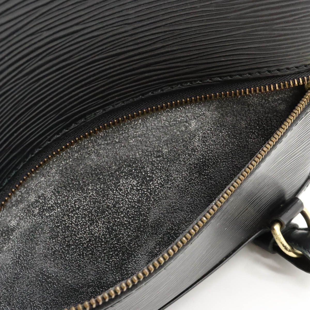 Louis Vuitton Louis Vuitton Louis Vuitton Epi Leather Mabillon Backpack M52232 Leather Backpack M52232 in Good Condition Size ONE SIZE - 9 Thumbnail