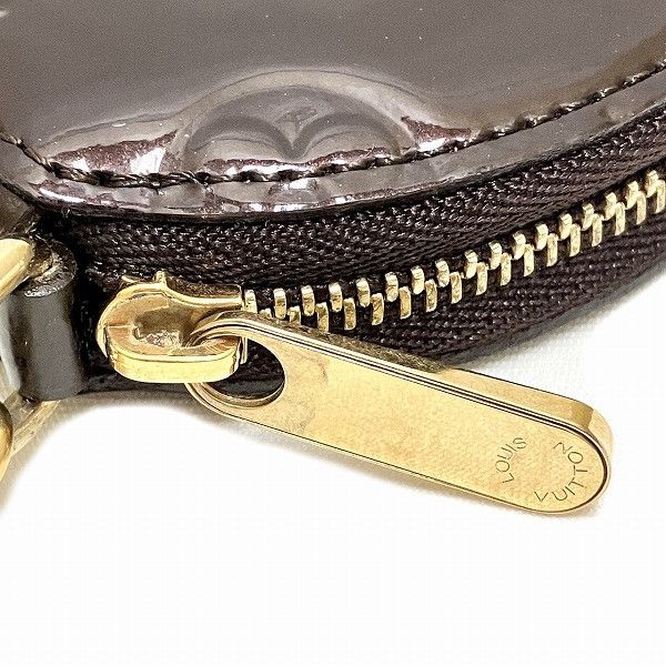 Louis Vuitton Louis Vuitton Louis Vuitton Vernis Coin Case M91386 Leather Coin Case M91386 in Good Condition Size ONE SIZE - 9 Thumbnail