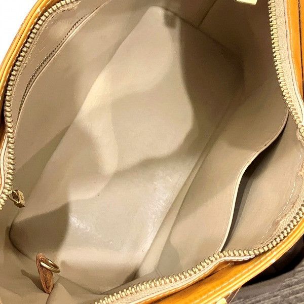 Louis Vuitton Louis Vuitton Louis Vuitton Monogram Vernis Houston Handbag M91004 Leather Handbag M91004 in Fair Condition Size ONE SIZE - 6 Thumbnail