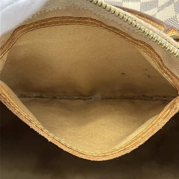 Louis Vuitton Louis Vuitton Louis Vuitton Damier Azur Speedy 30 Handbag N41533 Canvas Handbag N41533 in Fair Condition Size ONE SIZE - 7 Thumbnail