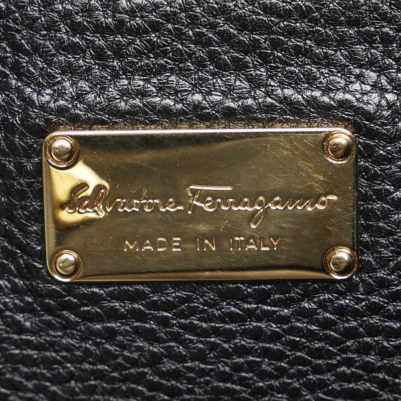 Salvatore Ferragamo Salvatore Ferragamo Salvatore Ferragamo Leather Gancini Tote Bag GU-21F074 Leather Tote Bag GU-21F074 in Very Good Condition Size ONE SIZE - 9 Thumbnail