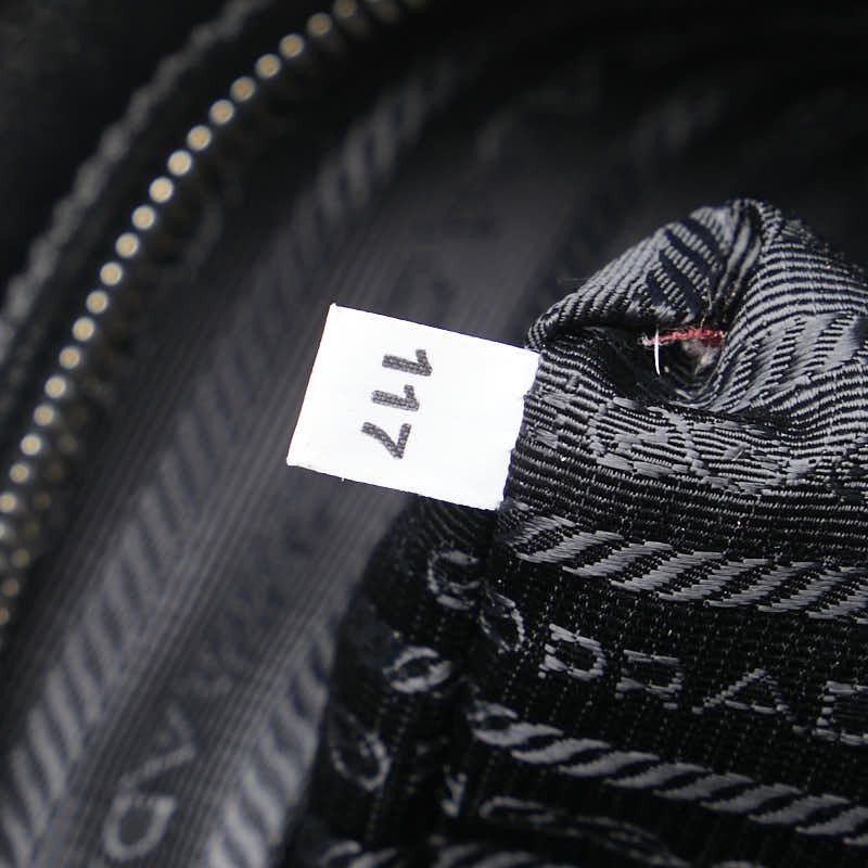 Prada Prada Prada Leather Triangle Logo Plate Boston Bag Handbag Black Leather Handbag in Very Good Condition Size ONE SIZE - 10 Thumbnail