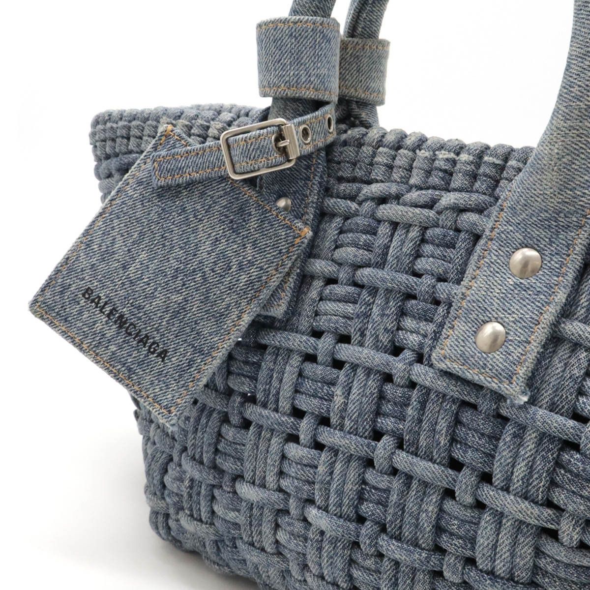Balenciaga Balenciaga Balenciaga Bistro XS Denim Handbag 671342 Denim Handbag 671342 in Very Good Condition Size ONE SIZE - 8 Thumbnail
