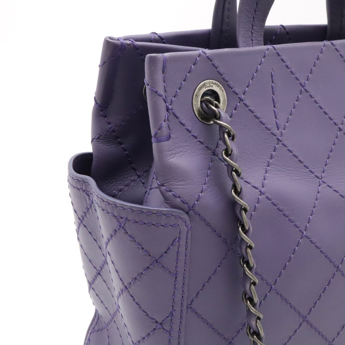 Chanel Chanel Chanel Wild Stitch Leather Tote Bag A94231 Leather Tote Bag A94231 in Very Good Condition Size ONE SIZE - 5 Thumbnail