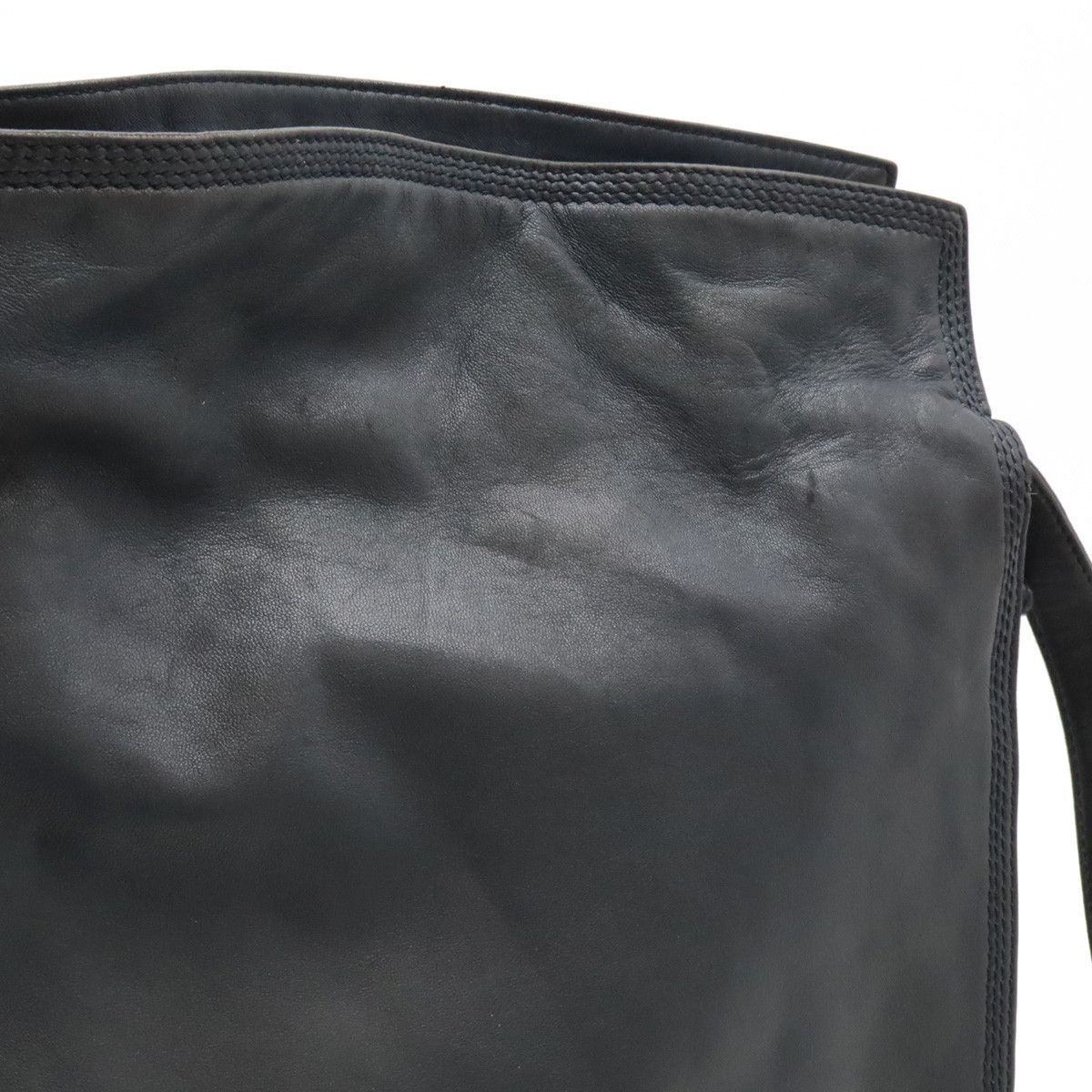 Loewe Loewe Loewe Nappa Leather Flamenco Shoulder Bag Navy Leather Shoulder Bag in Very Good Condition Size ONE SIZE - 7 Thumbnail