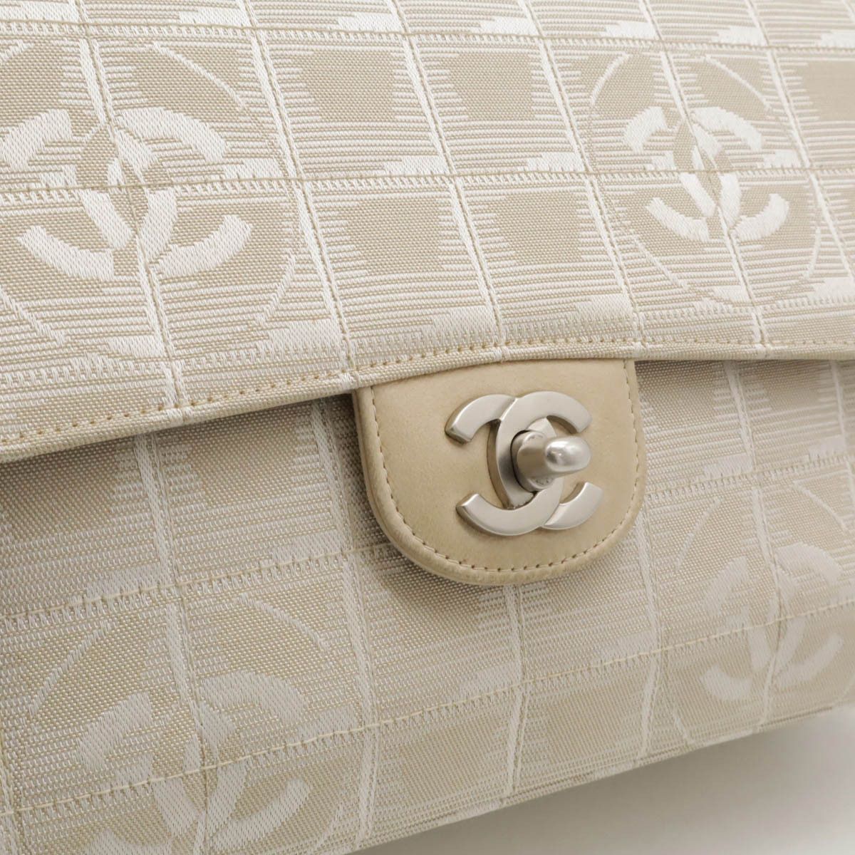 Chanel Chanel Chanel New Travel Line Nylon Jacquard/Leather 2WAY Shoulder Bag A15285 Canvas Crossbody Bag A15285 in Very Good Condition Size ONE SIZE - 6 Thumbnail