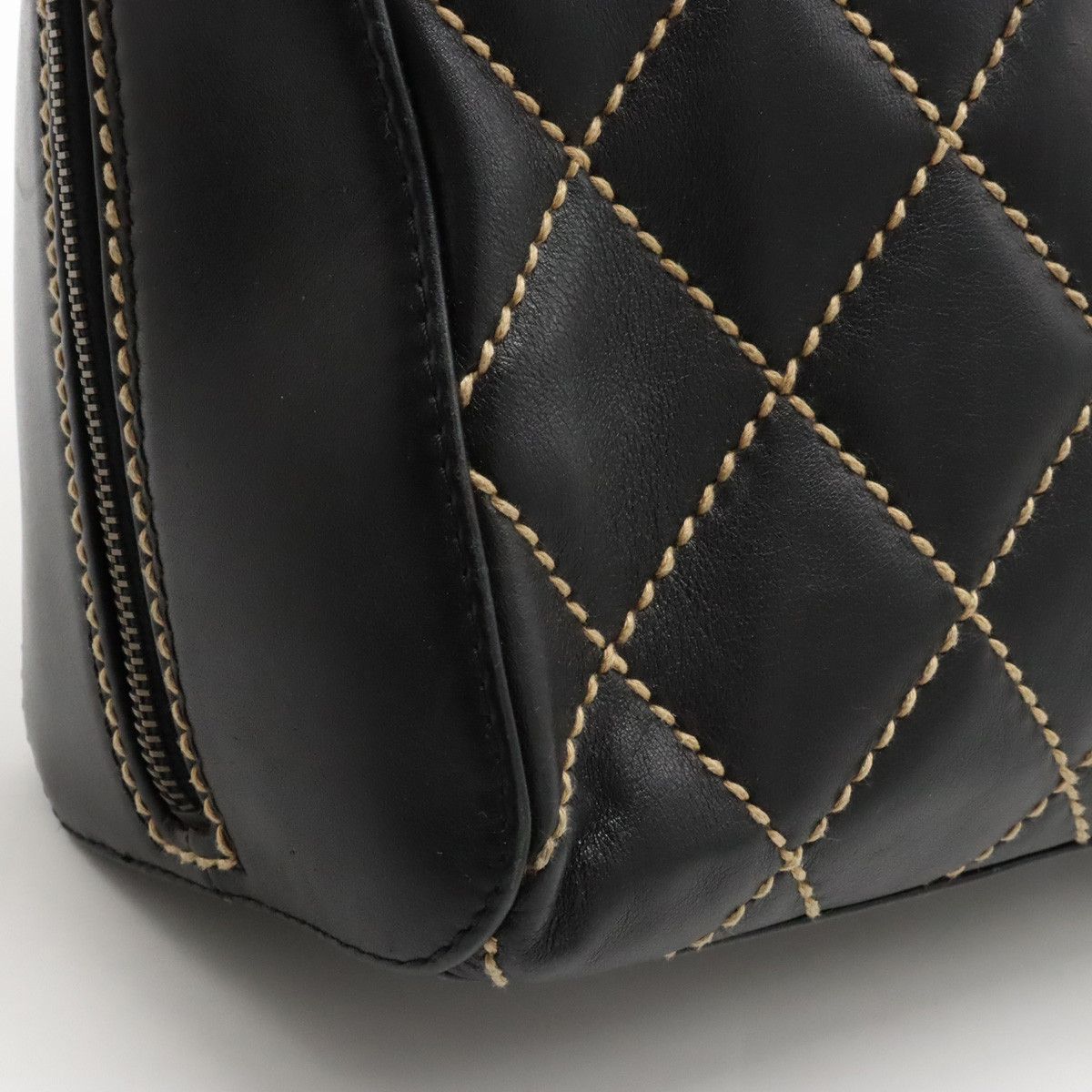 Chanel Chanel Chanel Wild Stitch Leather Tote Bag A14693 Leather Tote Bag A14693 in Very Good Condition Size ONE SIZE - 8 Thumbnail