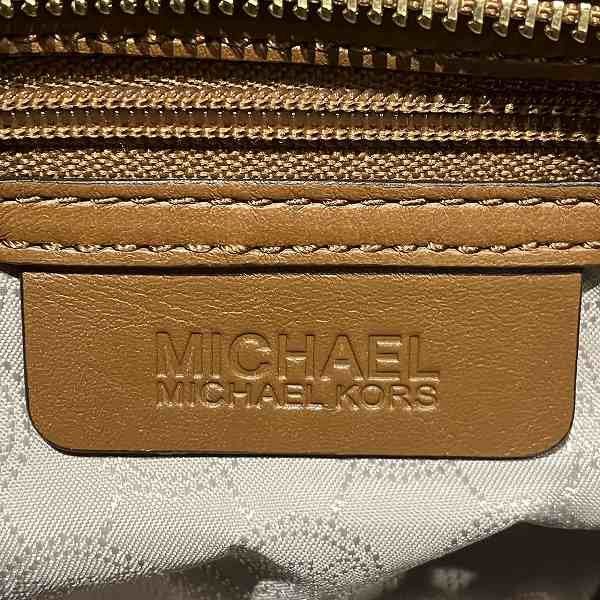 Michael Kors Michael Kors Michael Kors Leather Shoulder Bag 30F4GHXM2L Leather Shoulder Bag 30F4GHXM2L in Great Condition Size ONE SIZE - 5 Thumbnail