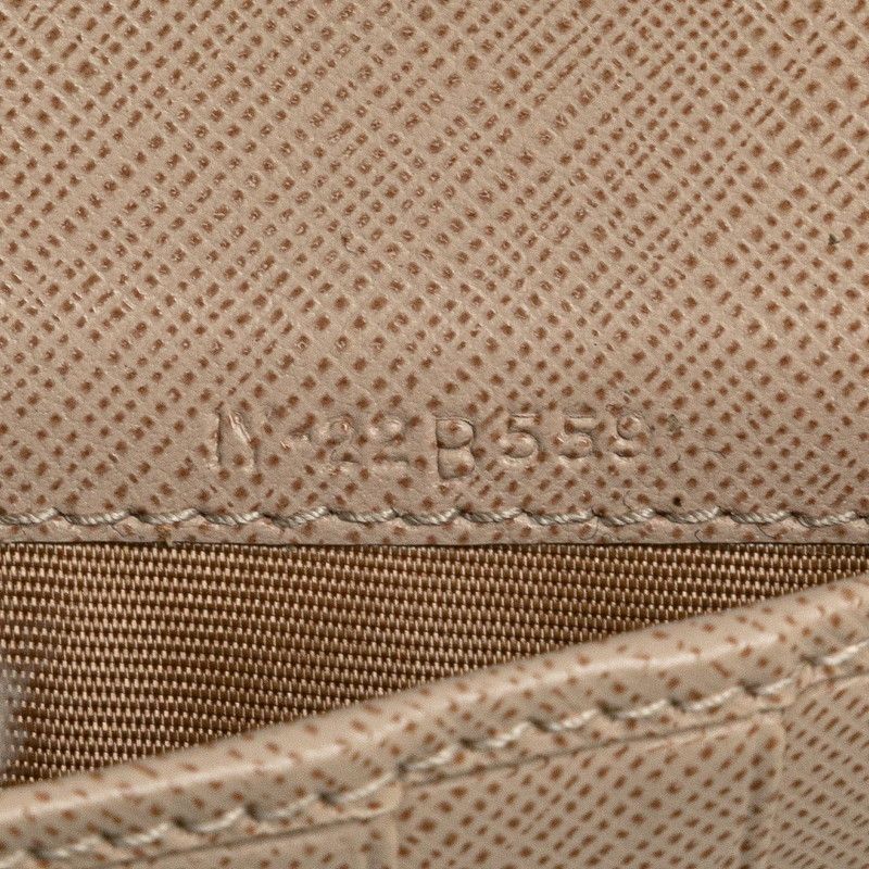 Salvatore Ferragamo Salvatore Ferragamo Salvatore Ferragamo Vara Leather Long Wallet Leather Long Wallet in Very Good Condition Size ONE SIZE - 10 Thumbnail