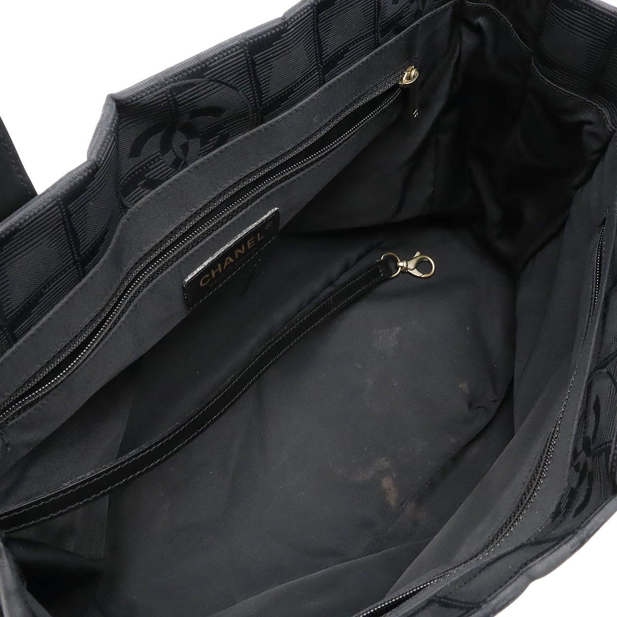 Chanel Chanel Chanel New Travel Line Nylon Leather Tote PM A20457 Canvas Tote Bag A20457 in Good Condition Size ONE SIZE - 5 Thumbnail
