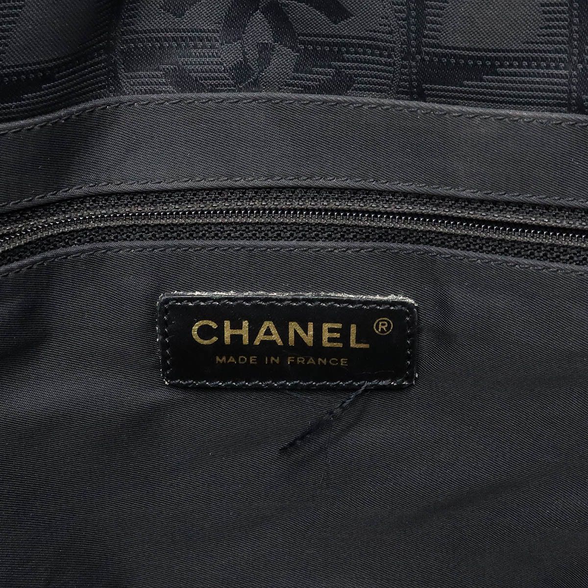 Chanel Chanel Chanel New Travel Line Nylon Leather Tote PM A20457 Canvas Tote Bag A20457 in Good Condition Size ONE SIZE - 6 Thumbnail