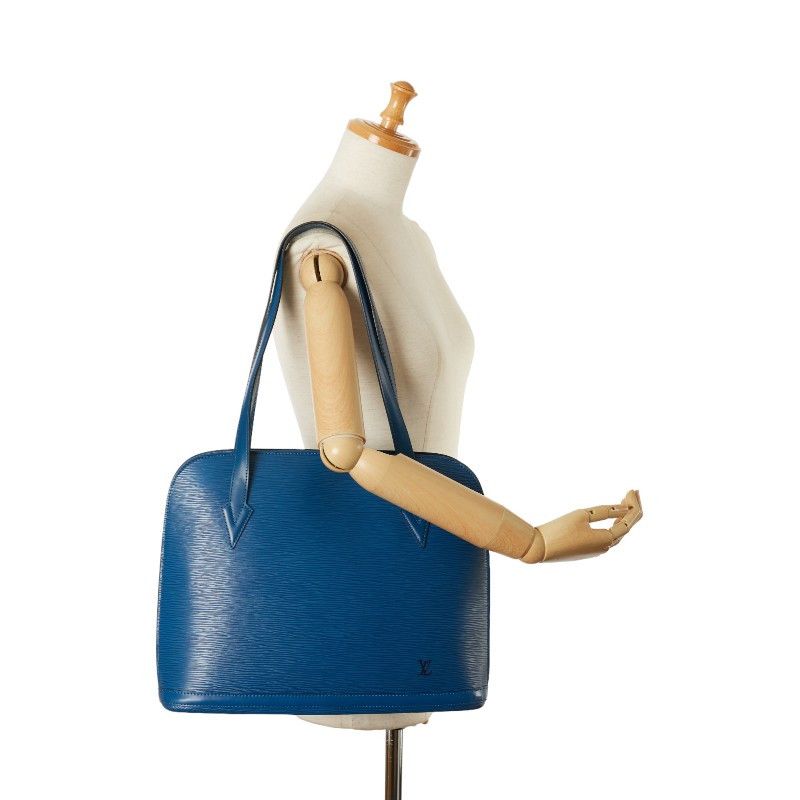 Louis Vuitton Louis Vuitton Louis Vuitton Epi Leather Rucksack Tote Bag M52285 Leather Tote Bag M52285 in Very Good Condition Size ONE SIZE - 12 Thumbnail