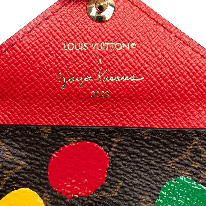Louis Vuitton Louis Vuitton Louis Vuitton PVC Keyring Kirigami Painted Dot Charm M01209 Canvas Key Holder M01209 in Very Good Condition Size ONE SIZE - 6 Thumbnail