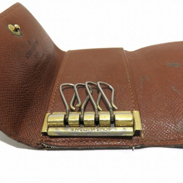 Louis Vuitton Louis Vuitton Louis Vuitton Monogram Multicles 4 Key Case M62631 Canvas Key Holder M62631 in Fair Condition Size ONE SIZE - 6 Thumbnail