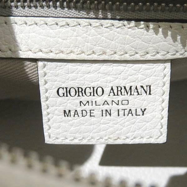 Armani Armani Armani Le Sac Onze Leather Handbag Y1D044 Leather Handbag Y1D044 in Great Condition Size ONE SIZE - 5 Thumbnail