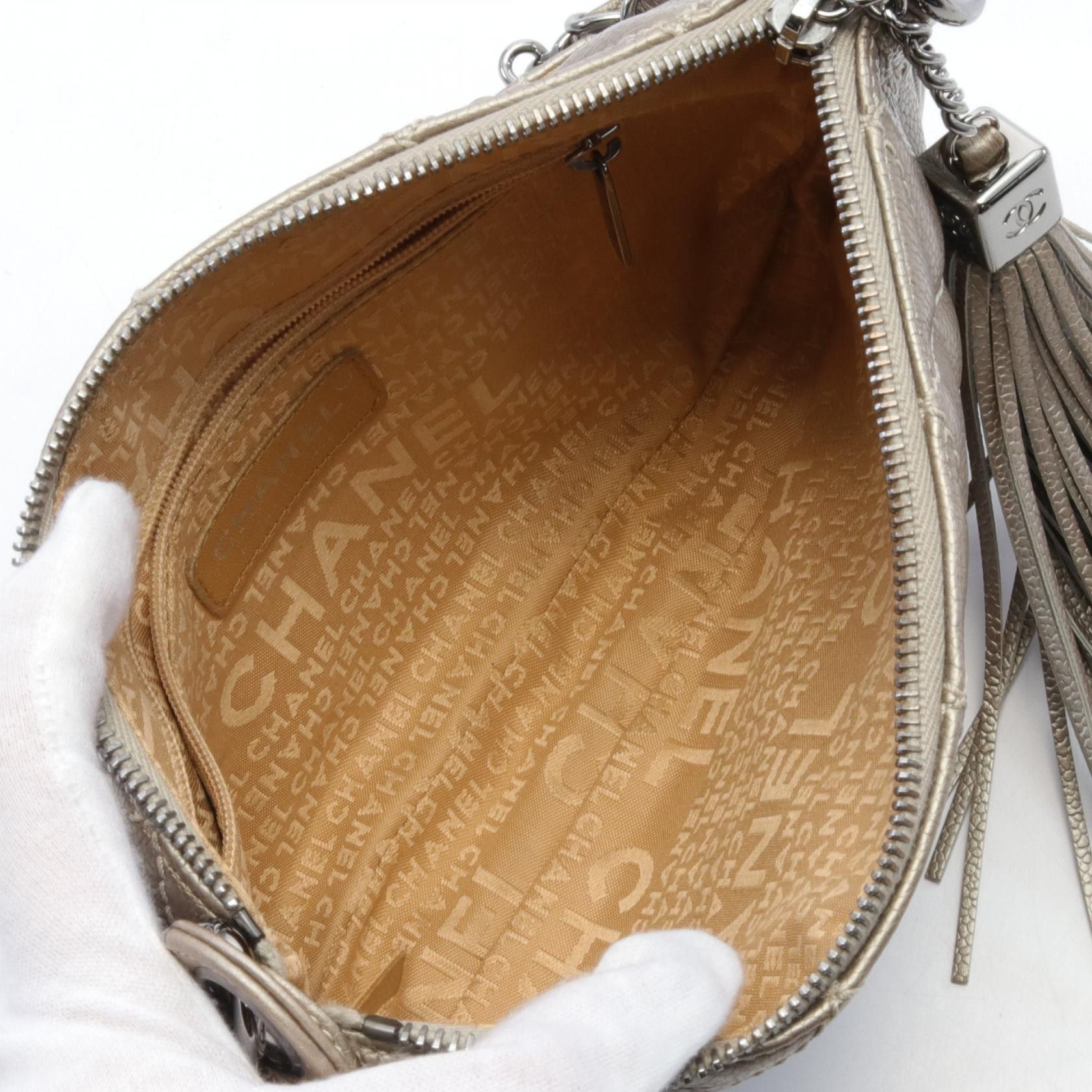 Chanel Chanel Quilted Caviar Tassel Shoulder Bag Leather Shoulder Bag in Very Good Condition Size ONE SIZE - 3 Thumbnail