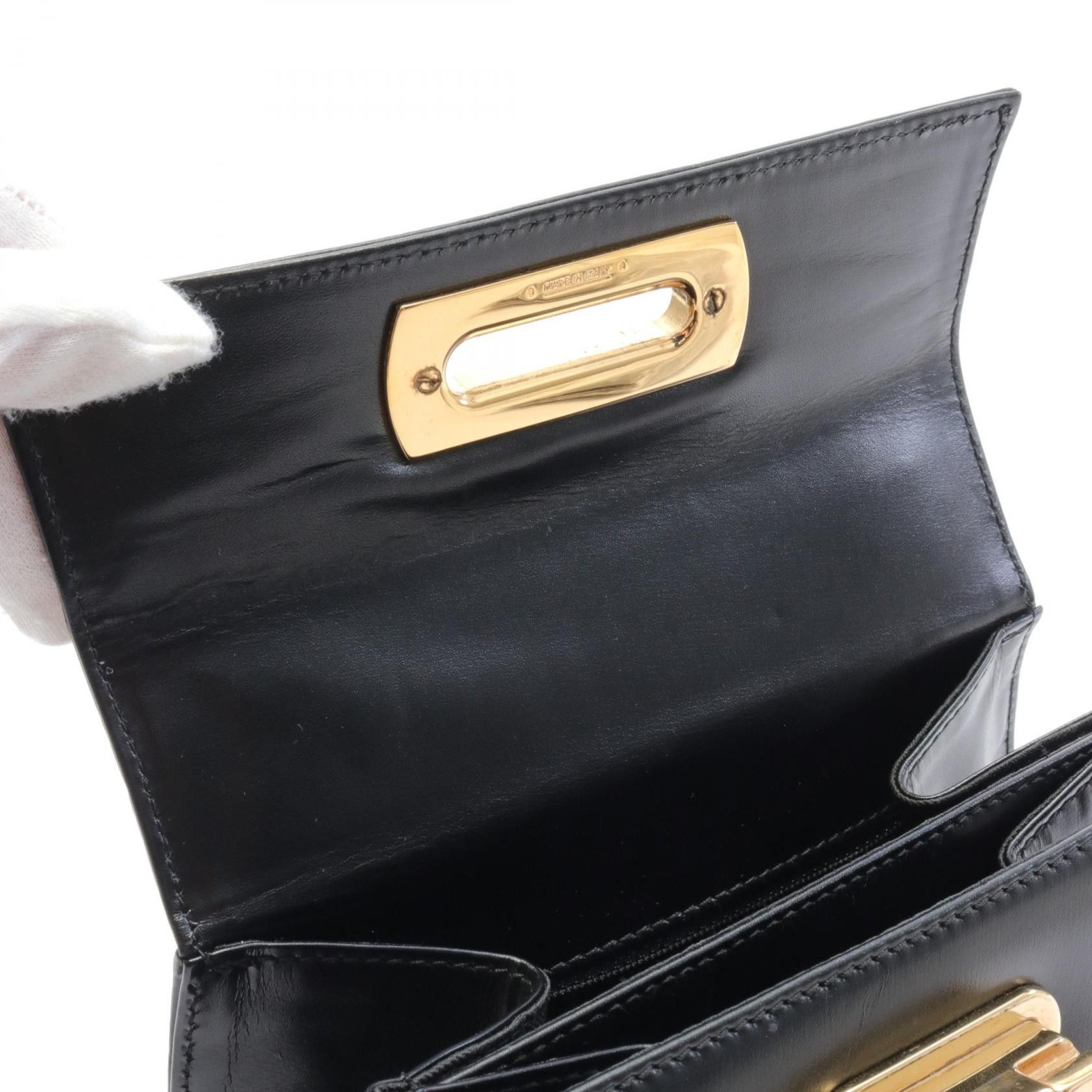 Salvatore Ferragamo Salvatore Ferragamo Gancini Leather Handbag Leather Handbag AQ-21 2193 in Very Good Condition Size ONE SIZE - 5 Thumbnail