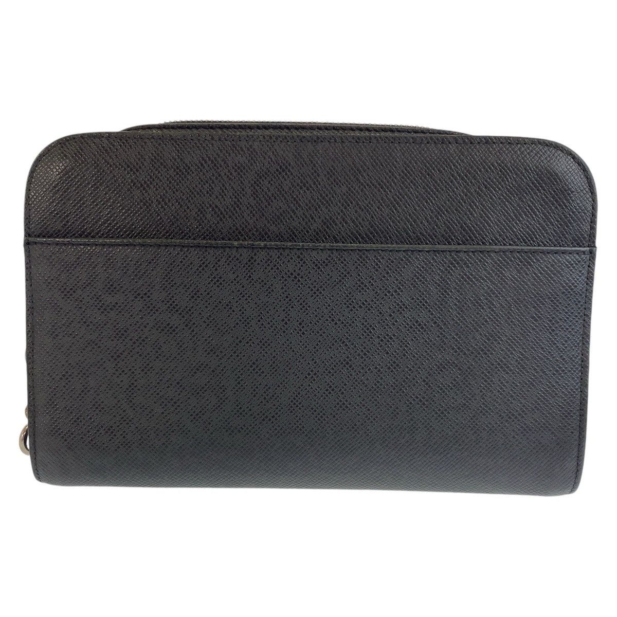 Louis Vuitton Louis Vuitton Louis Vuitton Taiga Baikal Clutch Bag M30182 Leather Clutch Bag M30182 in Very Good Condition Size ONE SIZE - 2 Thumbnail