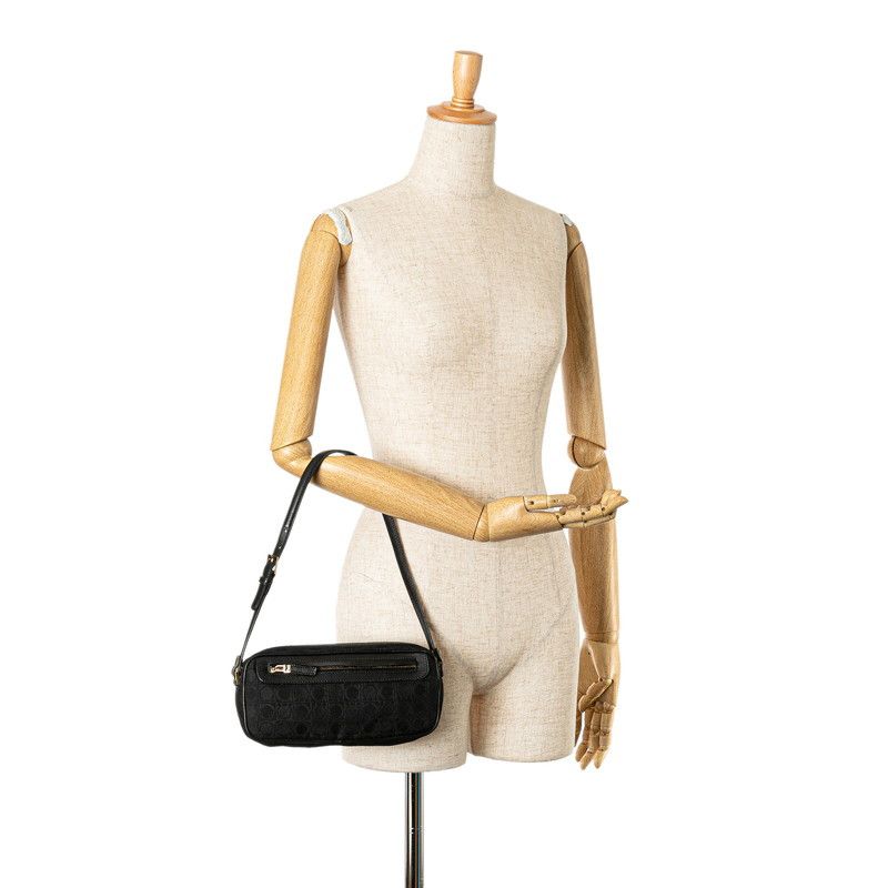 Salvatore Ferragamo Salvatore Ferragamo Salvatore Ferragamo Gancini Canvas Leather Shoulder Bag Canvas Shoulder Bag in Great Condition Size ONE SIZE - 9 Thumbnail