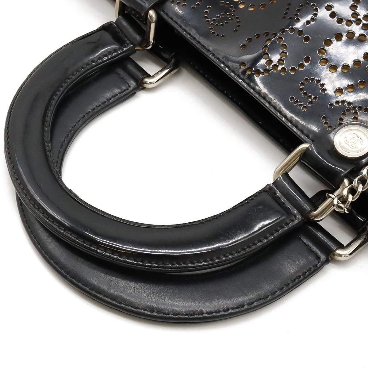 Chanel Chanel Chanel No.5 Coco Mark Punching Handbag Patent Leather Leather Handbag A31335 in Good Condition Size ONE SIZE - 4 Thumbnail