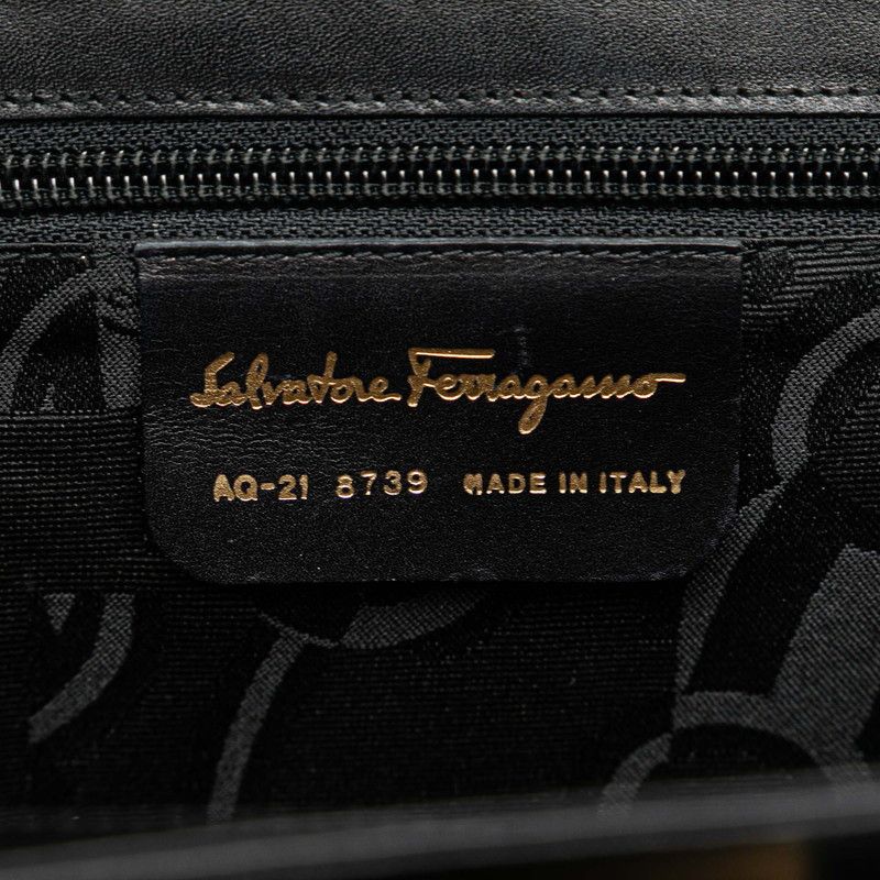 Salvatore Ferragamo Salvatore Ferragamo Salvatore Ferragamo Leather 2WAY Handbag AQ-21 8739 Black Leather Handbag AQ-21 8739 in Very Good Condition Size ONE SIZE - 8 Thumbnail