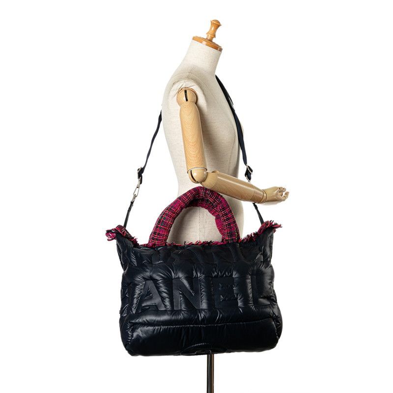 Chanel Chanel Chanel Nylon Wool Coco Neige Embossed Logo Handbag Canvas Handbag in Very Good Condition Size ONE SIZE - 9 Thumbnail