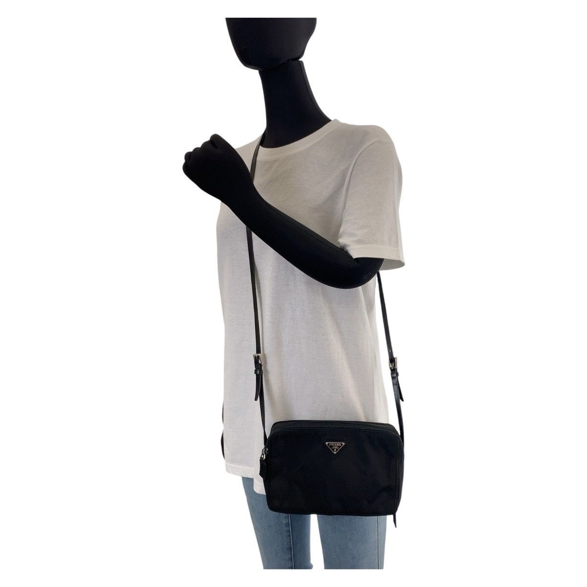 Prada Prada Prada Nylon/Leather Tessuto Triangle Logo Crossbody Bag Canvas Crossbody Bag 408229 in Very Good Condition Size ONE SIZE - 9 Thumbnail