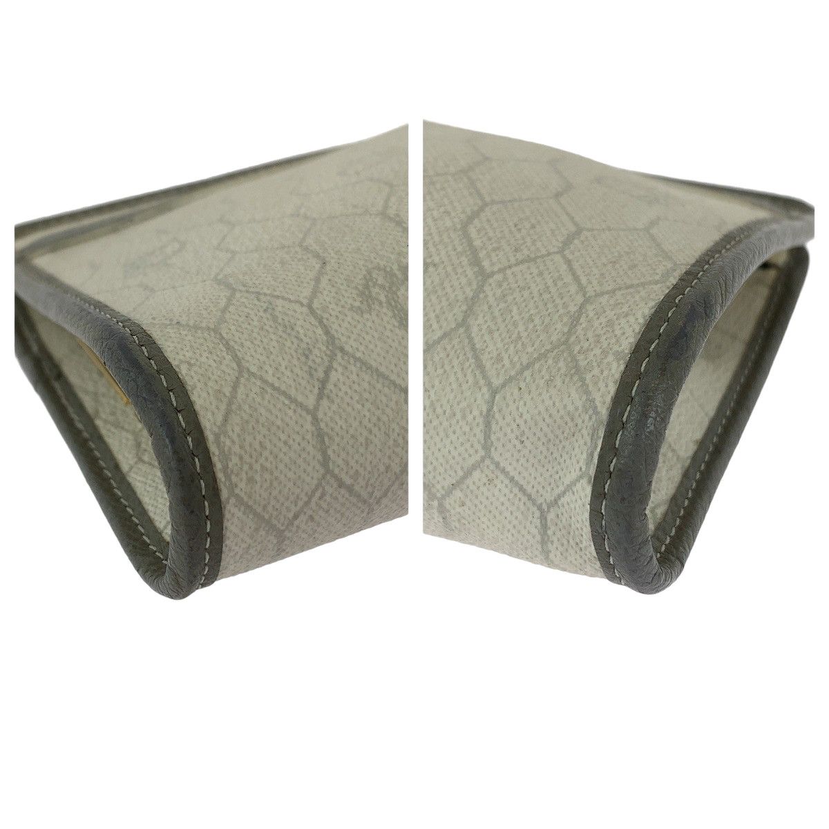 Dior Dior Dior PVC Honeycomb Clutch Bag Canvas Clutch Bag in Very Good Condition Size ONE SIZE - 3 Thumbnail
