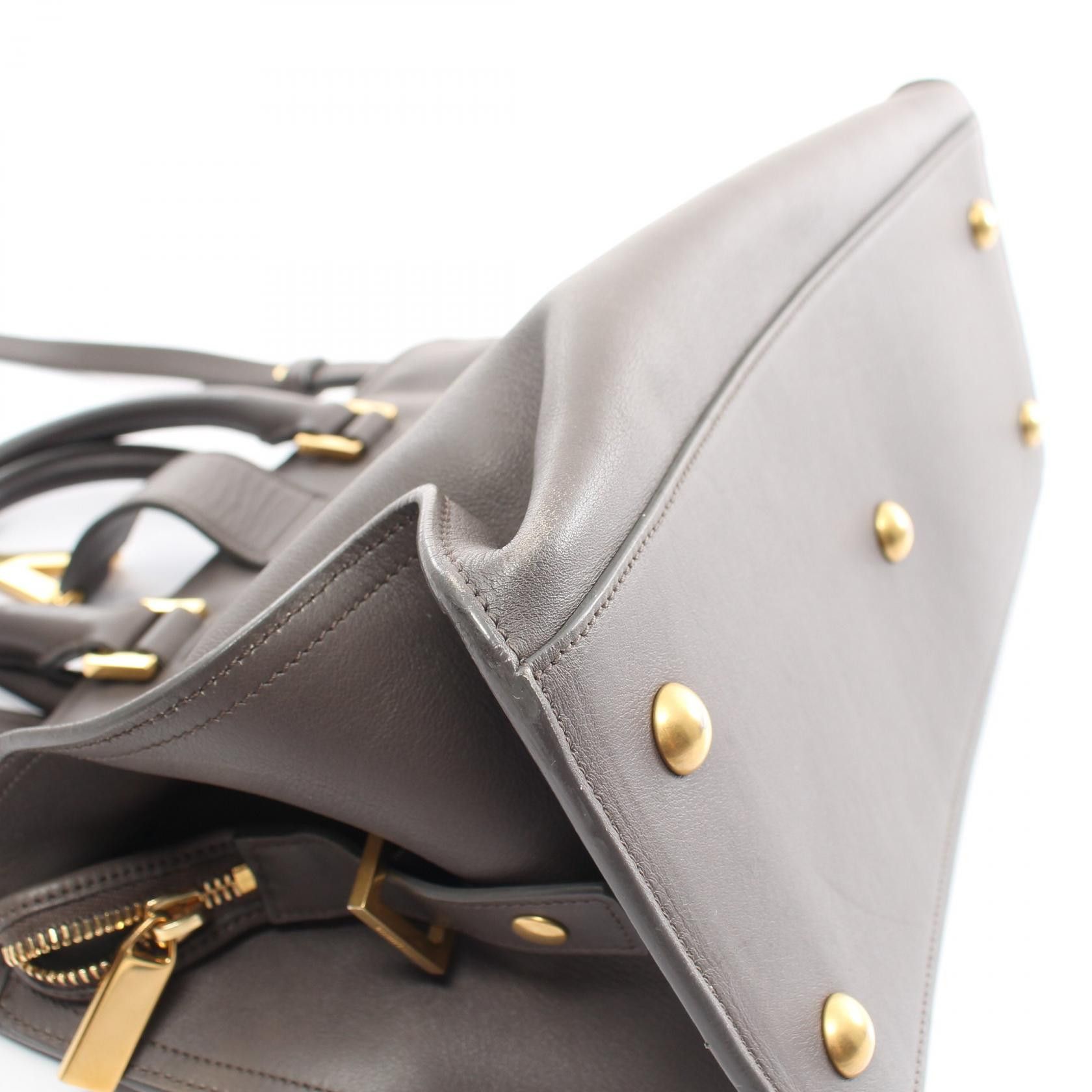 Yves Saint Laurent Yves Saint Laurent Leather Chyc Cabas Bag Leather Handbag in Very Good Condition Size ONE SIZE - 9 Thumbnail