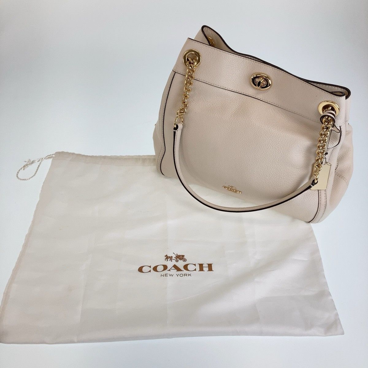 Coach Coach Coach White Leather Tote Bag with Gold Hardware Leather Tote Bag in Great Condition Size ONE SIZE - 10 Thumbnail
