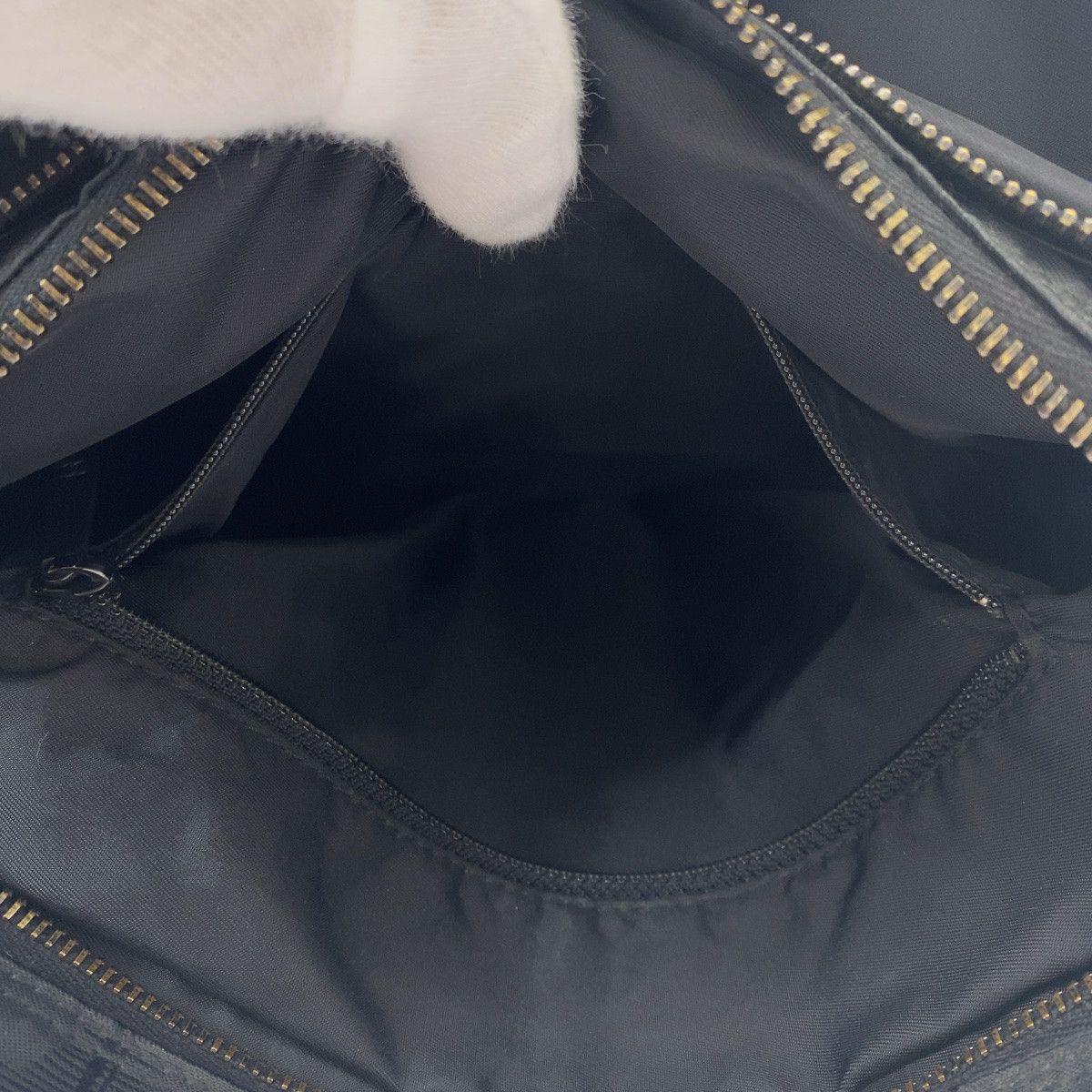 Chanel Chanel Chanel Nylon/Leather New Travel Line Coco Mark Tote Bag Canvas Tote Bag 408174 in Very Good Condition Size ONE SIZE - 8 Thumbnail