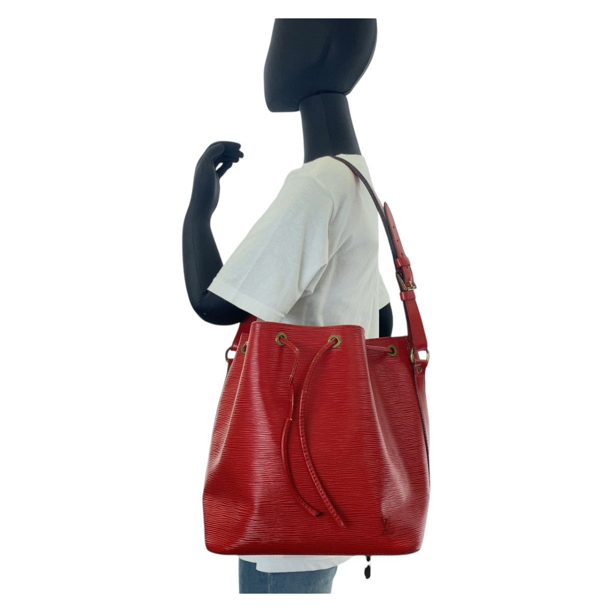 Louis Vuitton Louis Vuitton Louis Vuitton Epi Petit Noe Leather Shoulder Bag Leather Crossbody Bag M44107 Size ONE SIZE - 6 Thumbnail