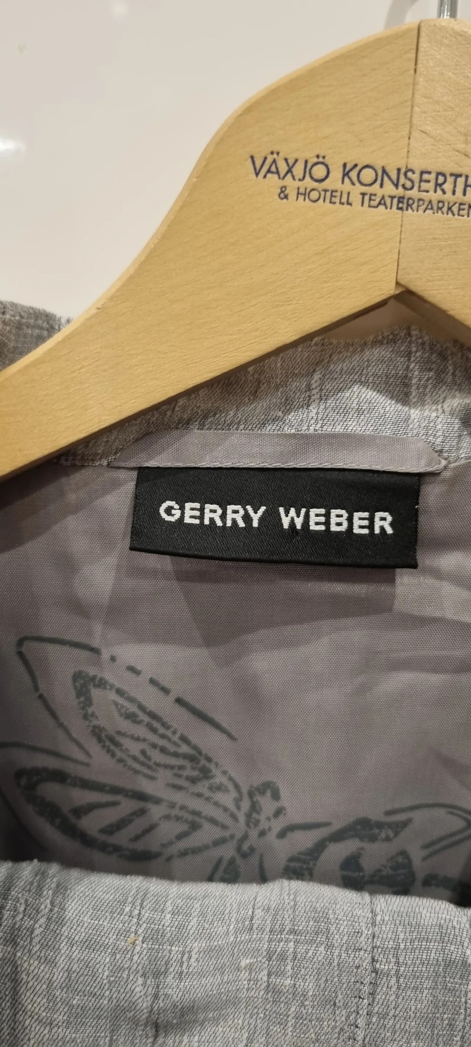 Gerry Weber Gerry Weber Blazer Size M / US 6-8 / IT 42-44 - 2 Thumbnail
