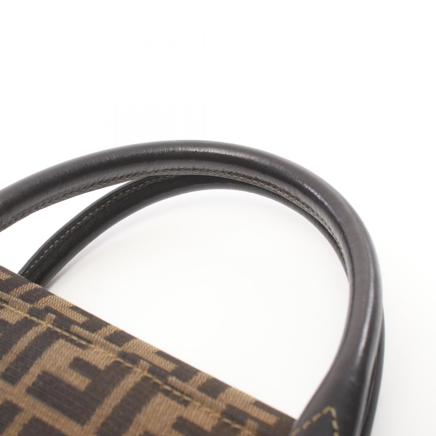 Fendi Fendi Zucca Canvas Handbag Canvas Handbag in Great Condition Size ONE SIZE - 9 Thumbnail