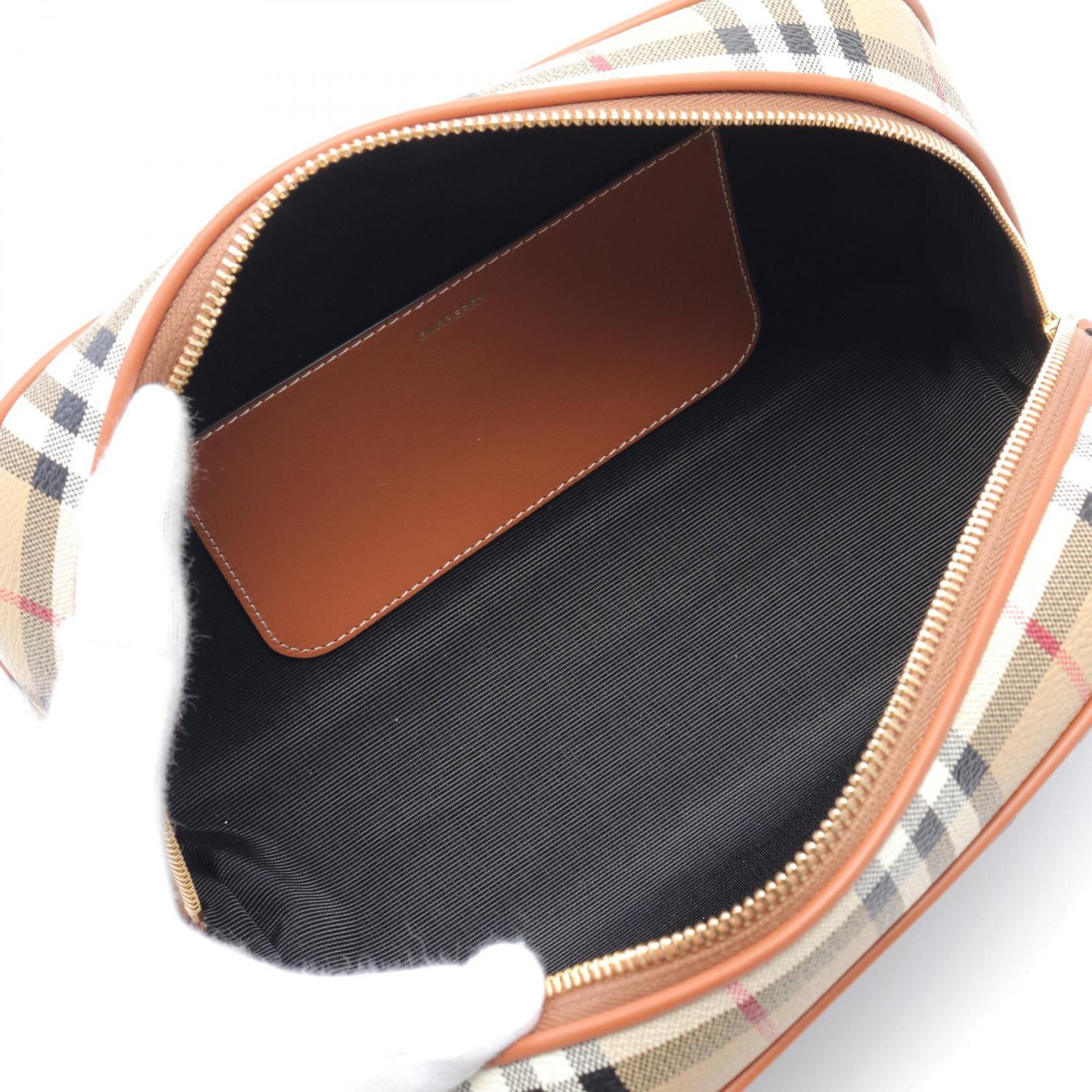 Burberry Burberry null Canvas Vanity Bag 8067158 in Pristine Condition Size ONE SIZE - 3 Thumbnail