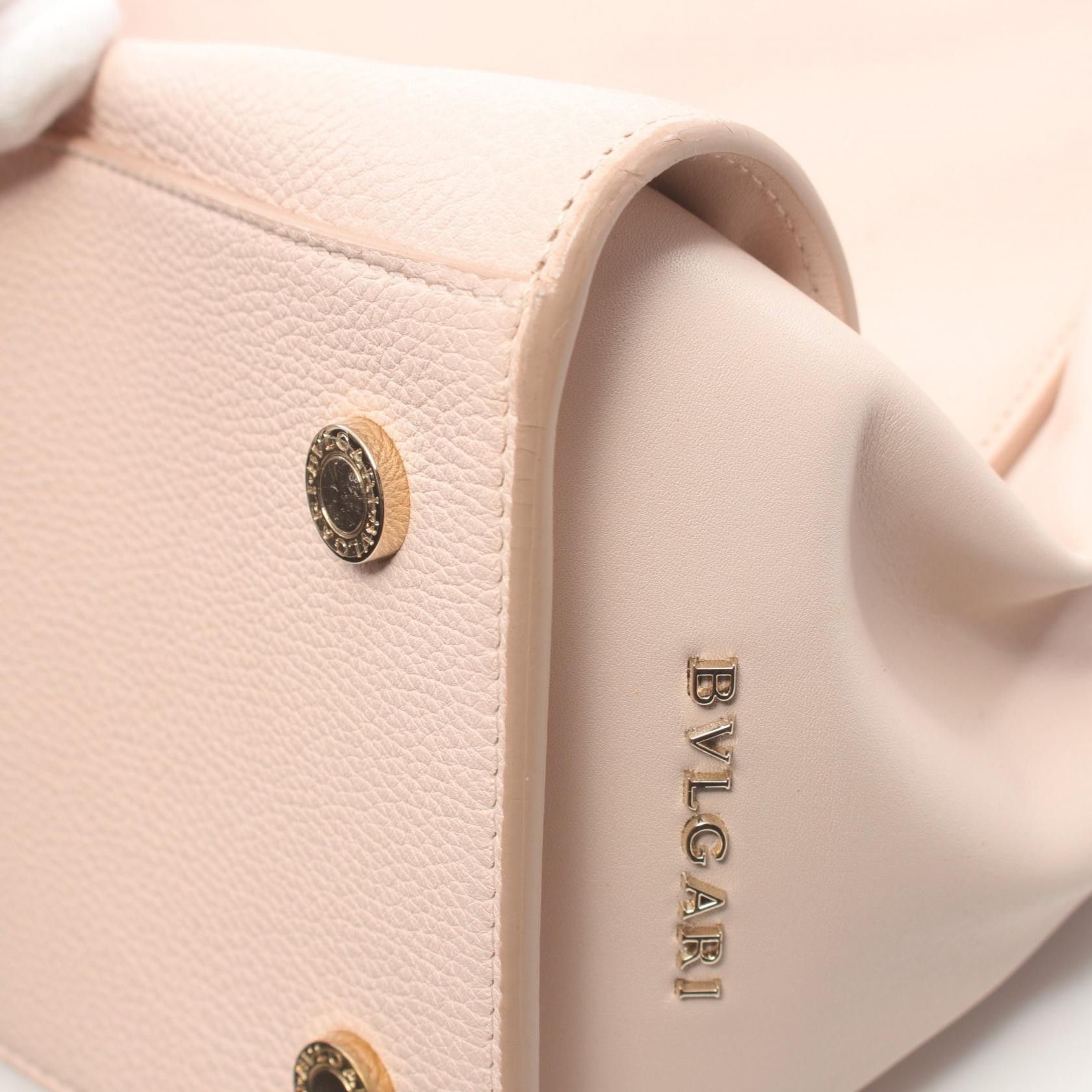 Bvlgari Bvlgari Leather Handbag Leather Handbag in Great Condition Size ONE SIZE - 7 Thumbnail