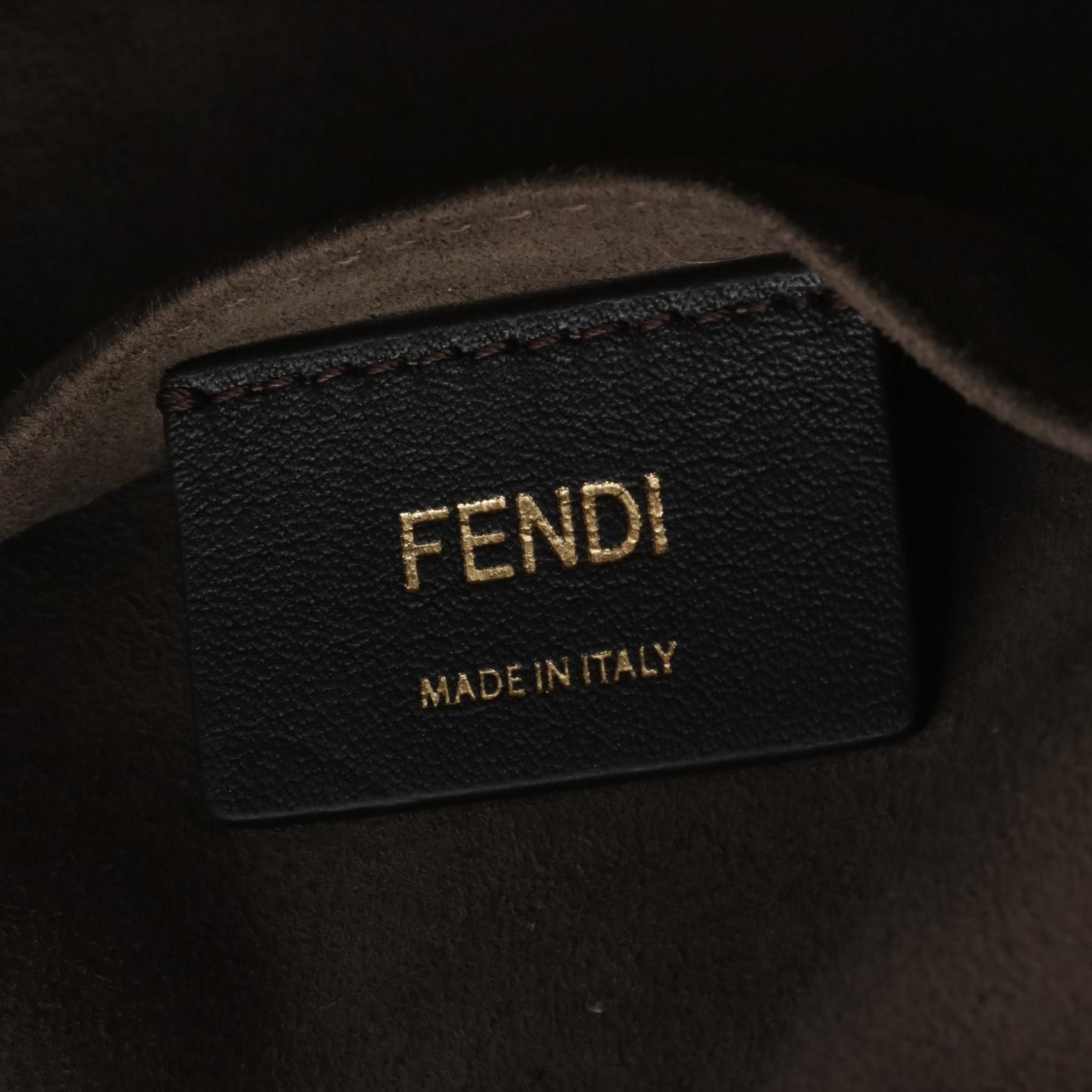 Fendi Fendi Zucca Chain Shoulder Bag Canvas Shoulder Bag in Great Condition Size ONE SIZE - 4 Thumbnail