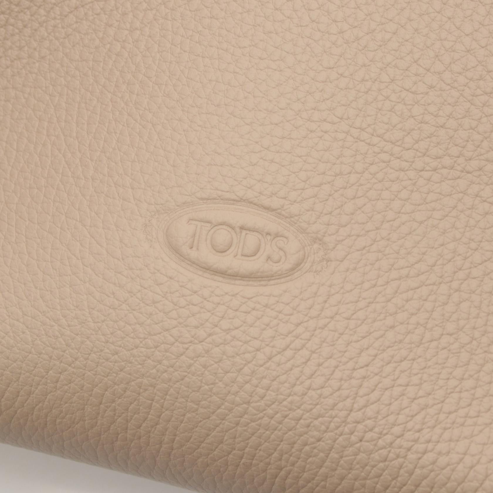 Tod's Tod's Leather Tote Bag Leather Tote Bag XBWAPAF0300QRI9P13 in Very Good Condition Size ONE SIZE - 4 Thumbnail