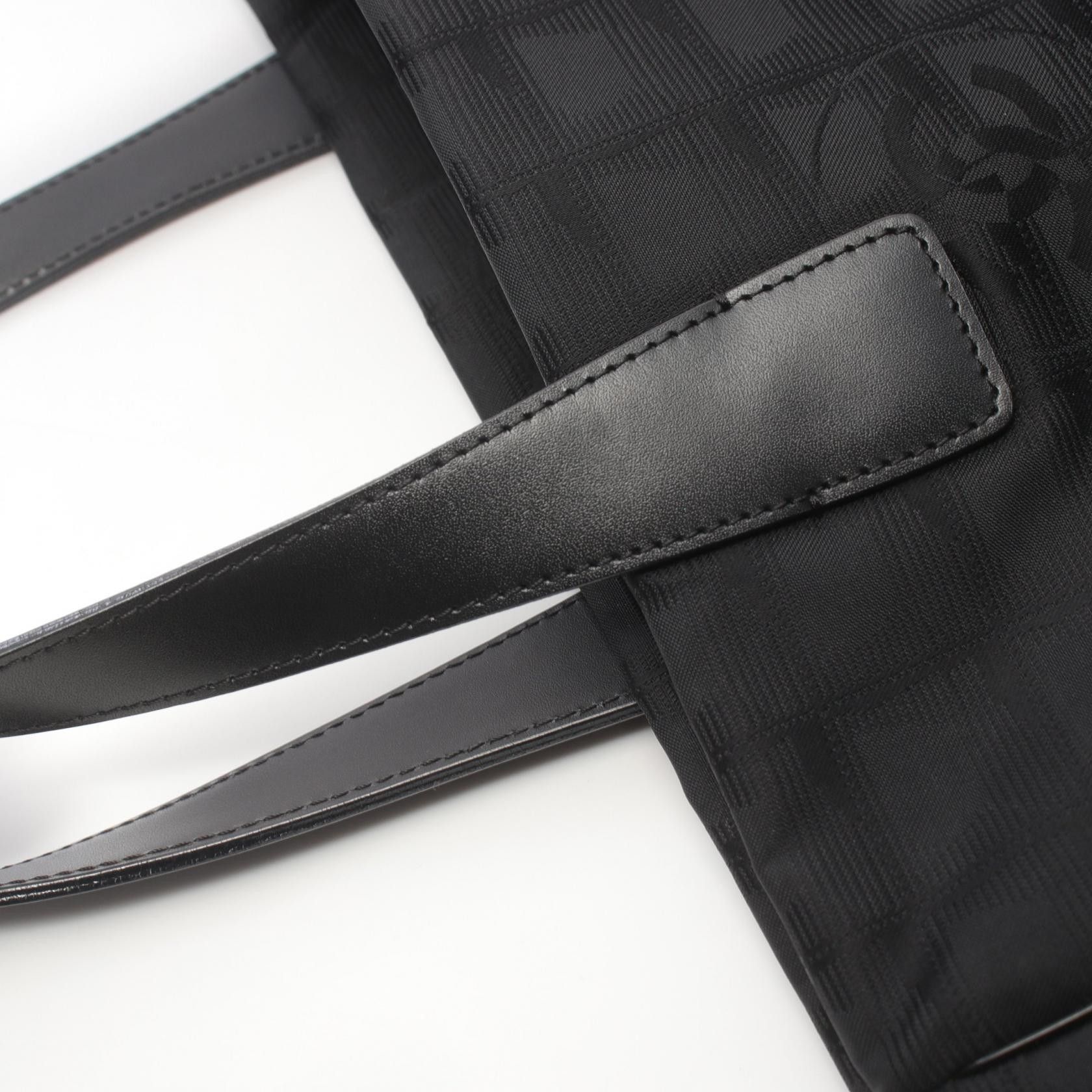 Chanel Chanel New Travel Line Tote Bag Canvas Tote Bag A15991 in Great Condition Size ONE SIZE - 9 Thumbnail