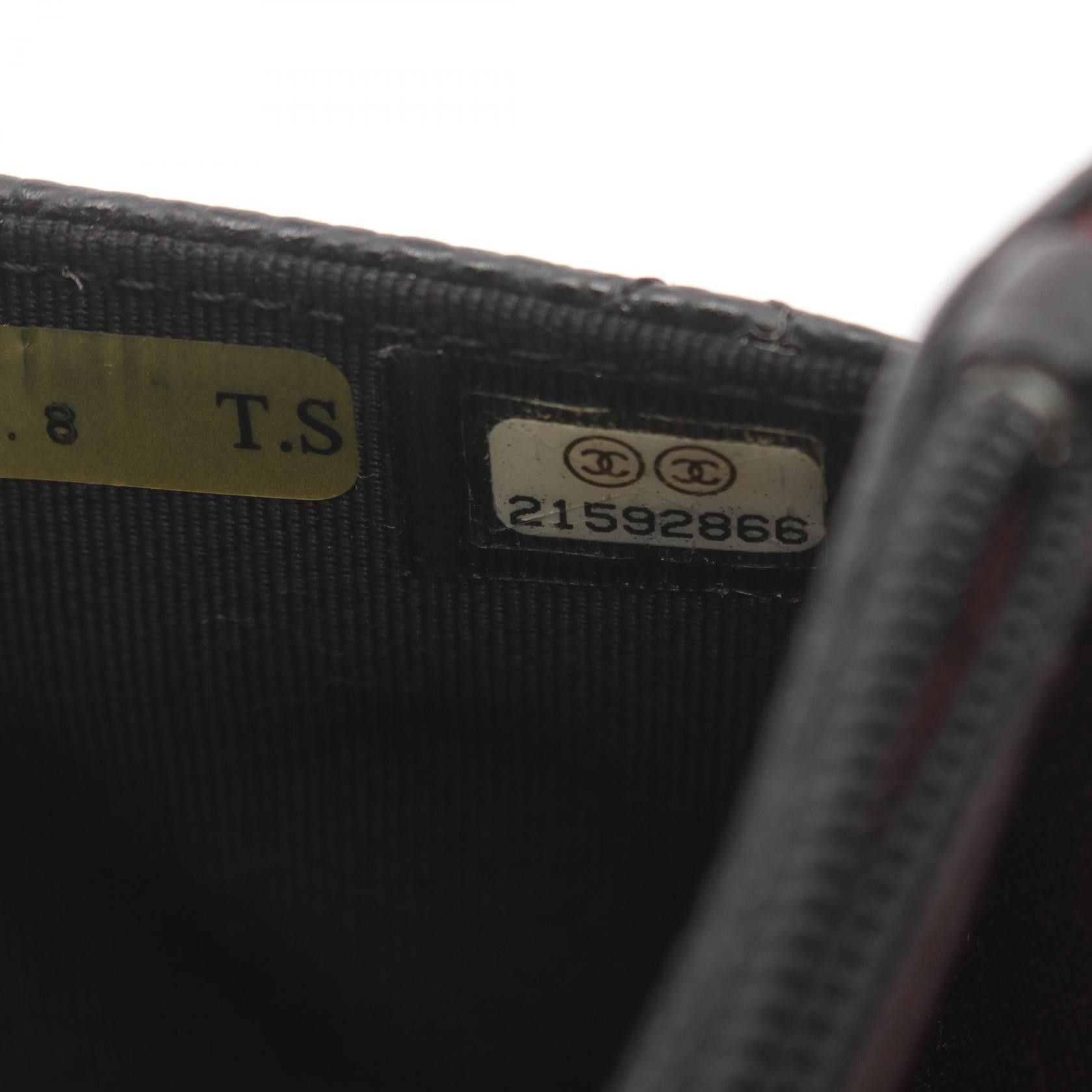 Chanel Chanel CC Matelasse Wallet on Chain Leather Shoulder Bag AP0250 in Great Condition Size ONE SIZE - 5 Thumbnail