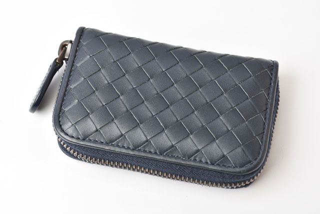 Bottega Veneta Bottega Veneta Bottega Veneta Leather Card Case/Coin Case Navy Leather Card Case 2409a02-bv in Pristine Condition Size ONE SIZE - 3 Thumbnail