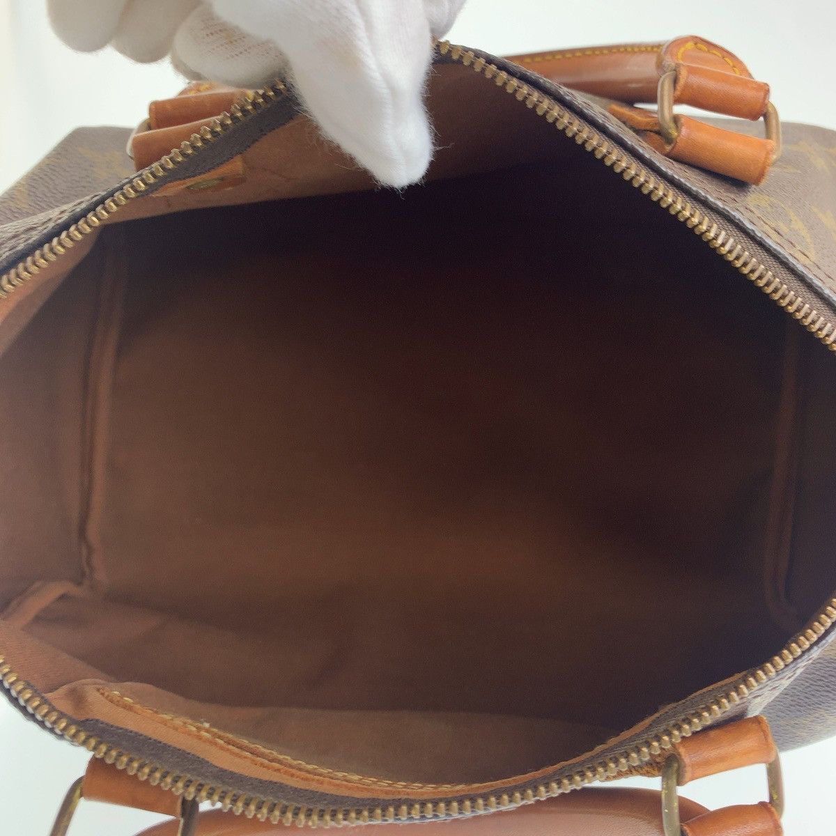 Louis Vuitton Louis Vuitton Louis Vuitton Monogram Speedy 30 Handbag M41526 Canvas Handbag M41526 Size ONE SIZE - 9 Thumbnail