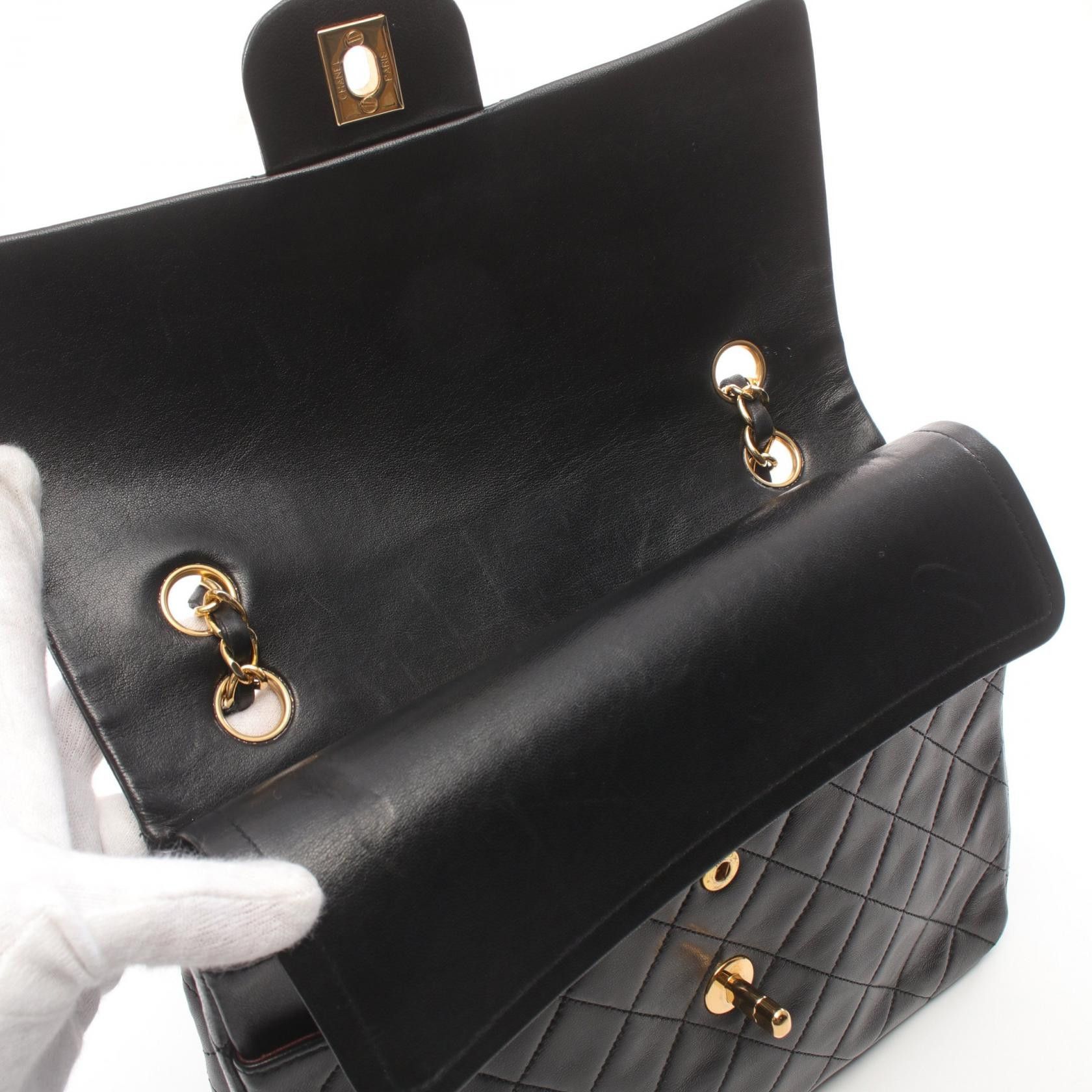 Chanel Chanel Medium Classic Double Flap Bag Leather Shoulder Bag A01112 in Very Good Condition Size ONE SIZE - 8 Thumbnail
