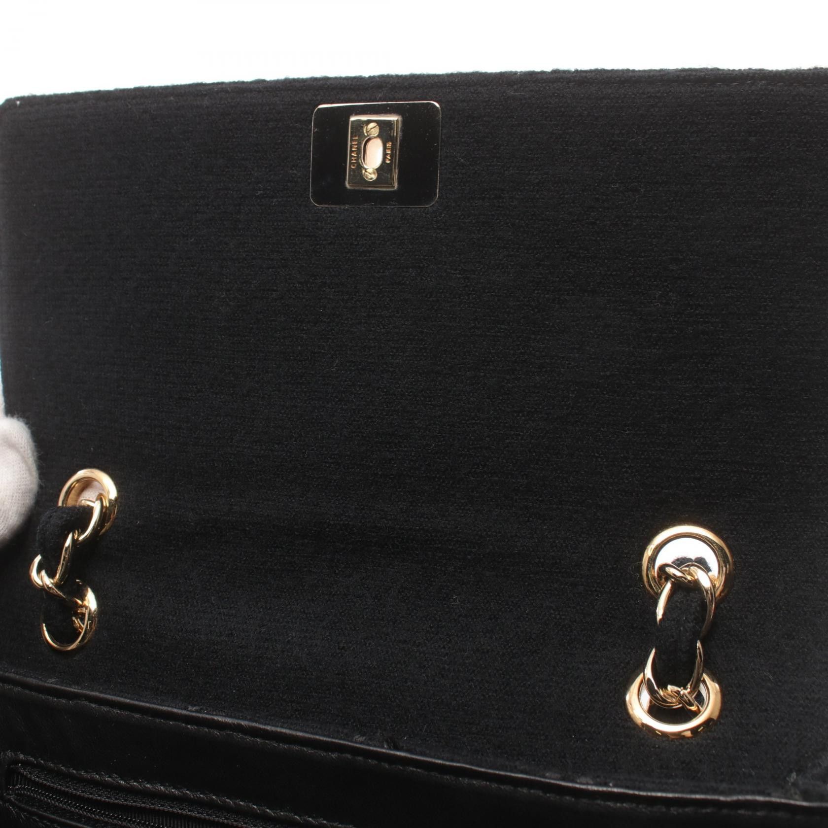 Chanel Chanel CC Surpique Velvet Chain Flap Bag Canvas Handbag in Great Condition Size ONE SIZE - 7 Thumbnail