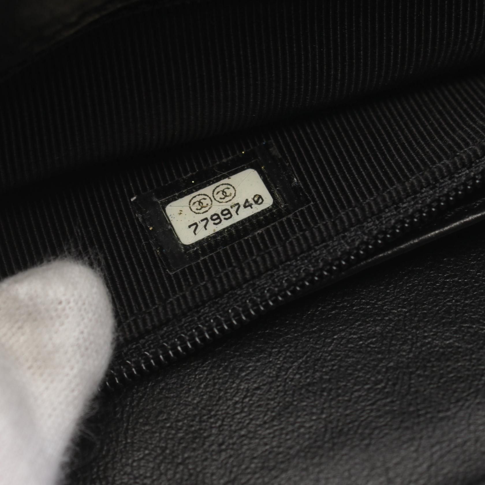 Chanel Chanel CC Surpique Velvet Chain Flap Bag Canvas Handbag in Great Condition Size ONE SIZE - 5 Thumbnail