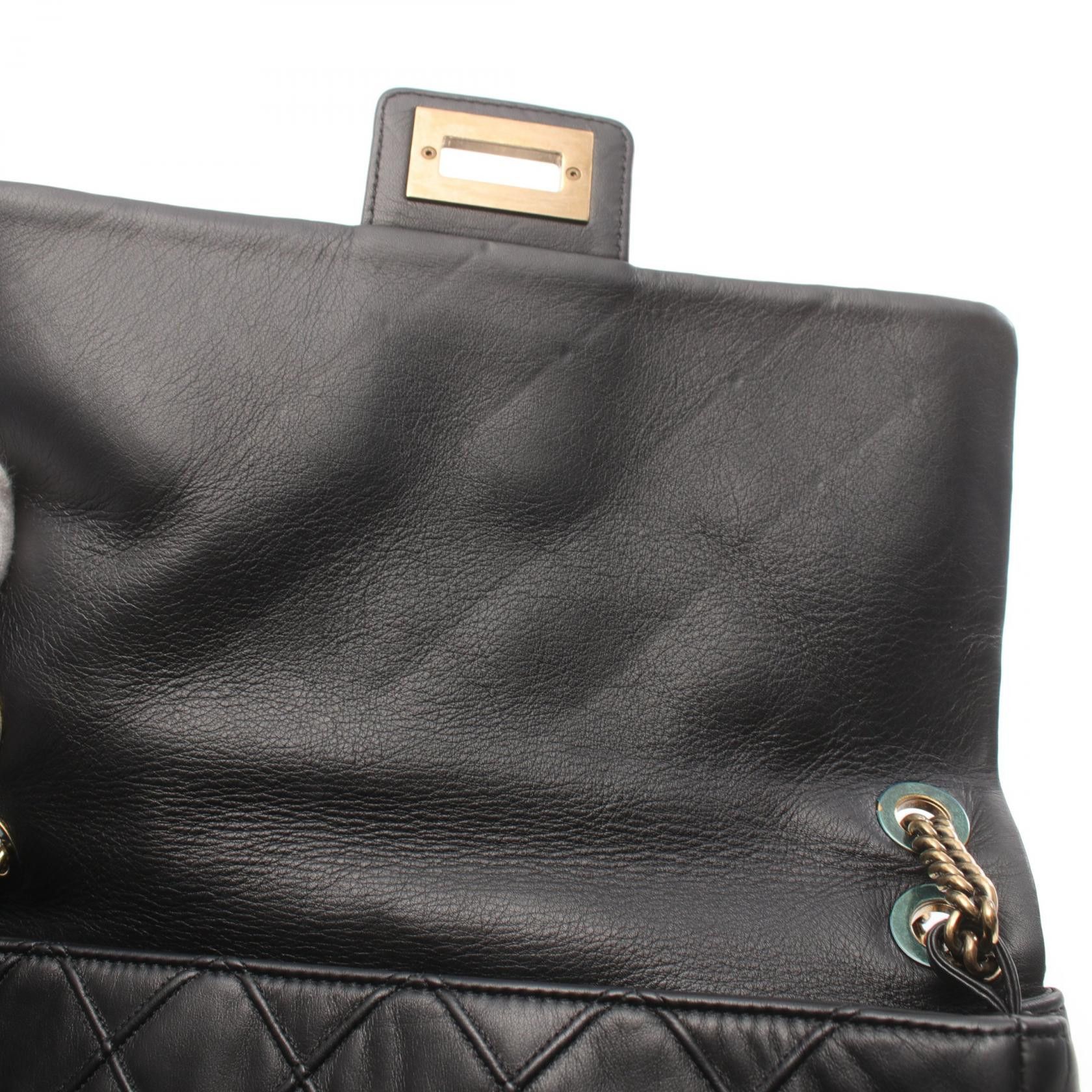 Chanel Chanel Matelasse 2.55 Shoulder Bag Leather Shoulder Bag A37587 in Very Good Condition Size ONE SIZE - 7 Thumbnail