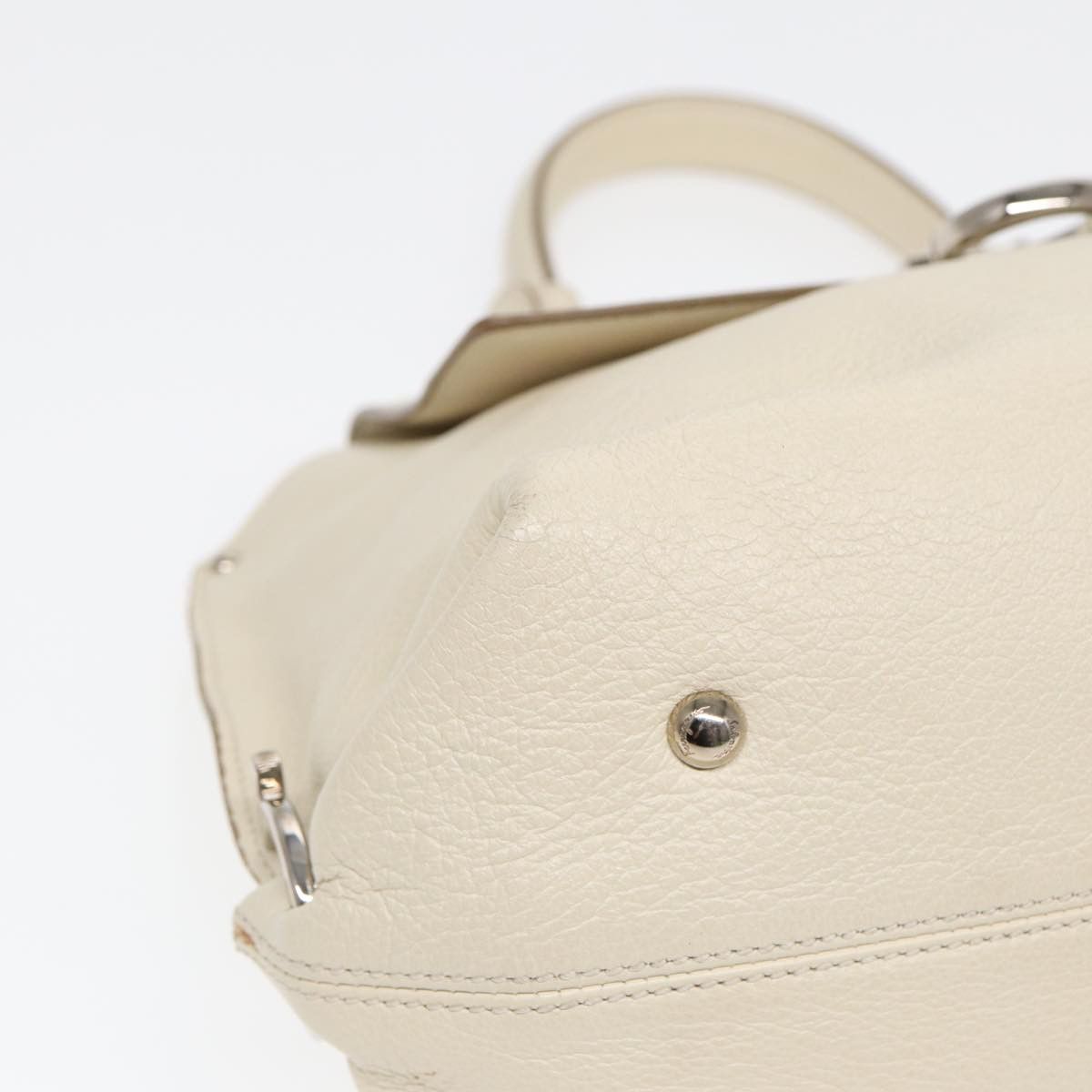 Salvatore Ferragamo Gancini White Leather Handbag (Pre-Owned) Size ONE SIZE - 16 Thumbnail